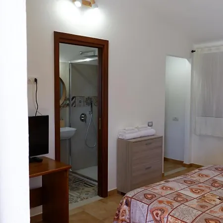 Su Solianu مزرعة للإقامة *